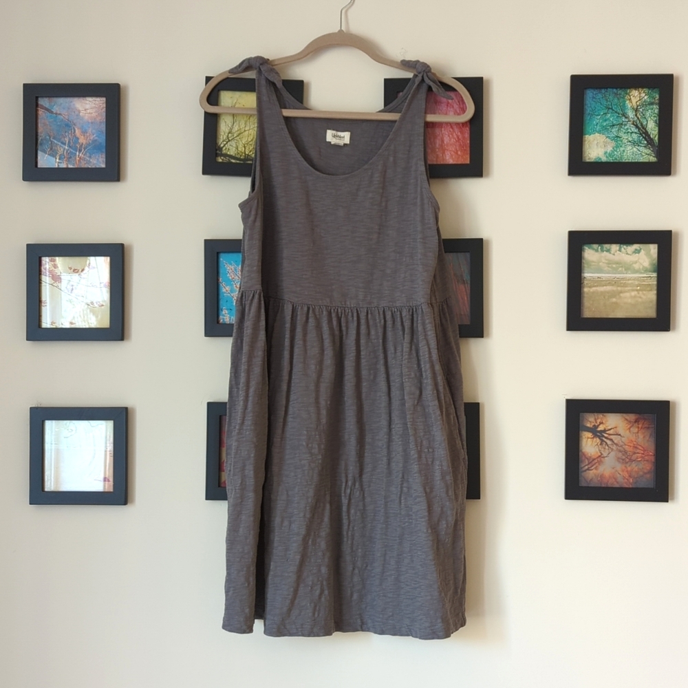 Upwest Tie-Shoulder Dress